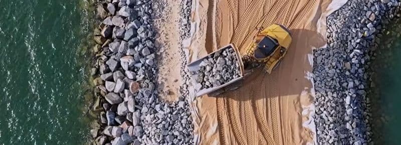 Rock works complete on New Bunbury breakwater