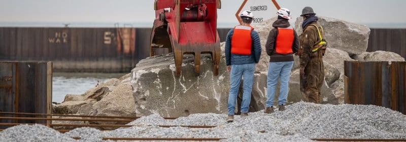 Work on Vermilion Harbor’s east pier in full swing