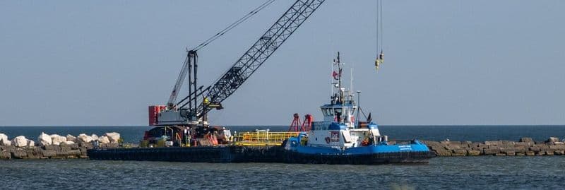 USACE places armor stone on Cleveland Harbor breakwater