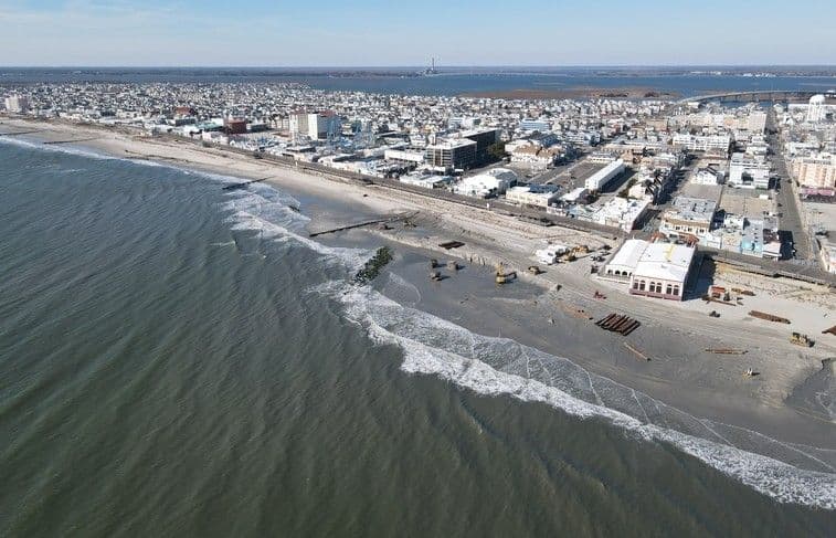 GLDD’s dredger Illinois gears up for Ocean City beach replenishment